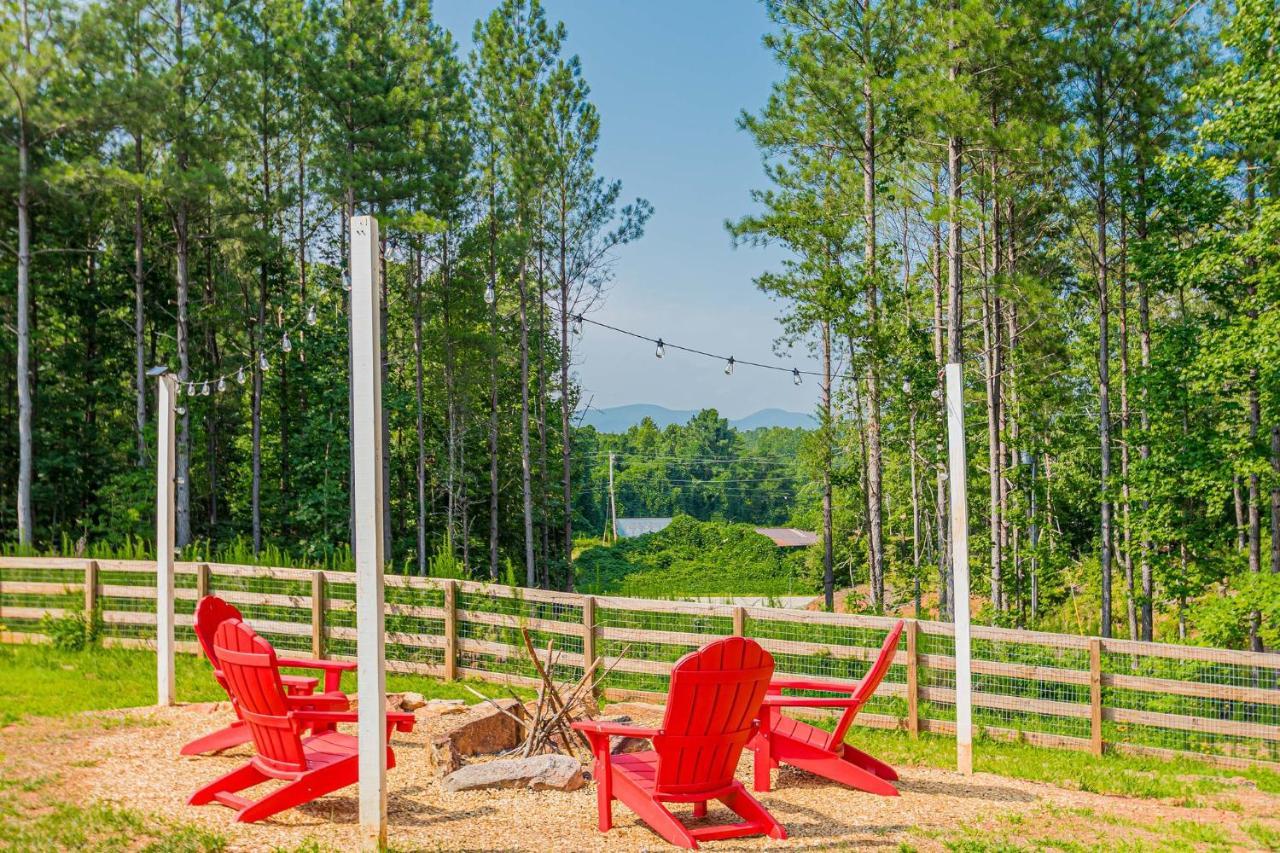 Rustic Roost-5 Acres, Fenced, Fire Pit, Rv Option & Mtn View Villa Dahlonega Ngoại thất bức ảnh